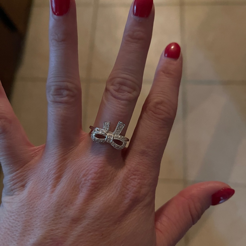 Bow ring